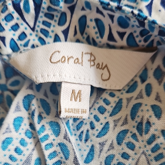 Coral Bay Blue & White V Neck Split‎ Hem 3/4 Sleeve Patterned Tunic Top Sz M - Picture 7 of 9